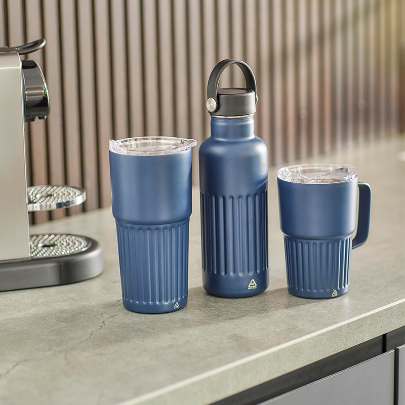 Mug inox recyclé à emporter - image 4
