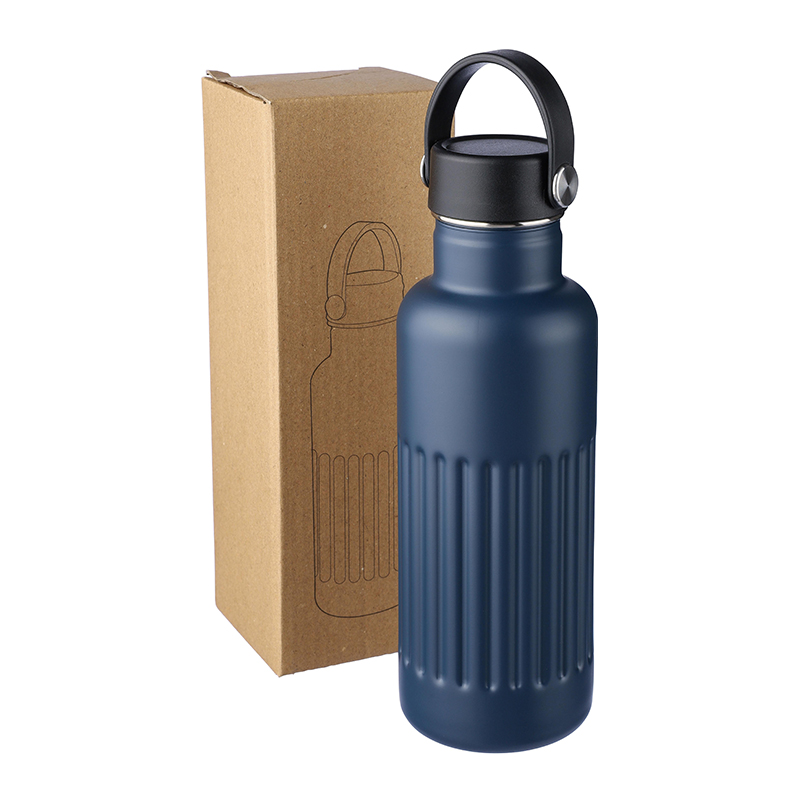 Bouteille isotherme en inox recyclé - image 4