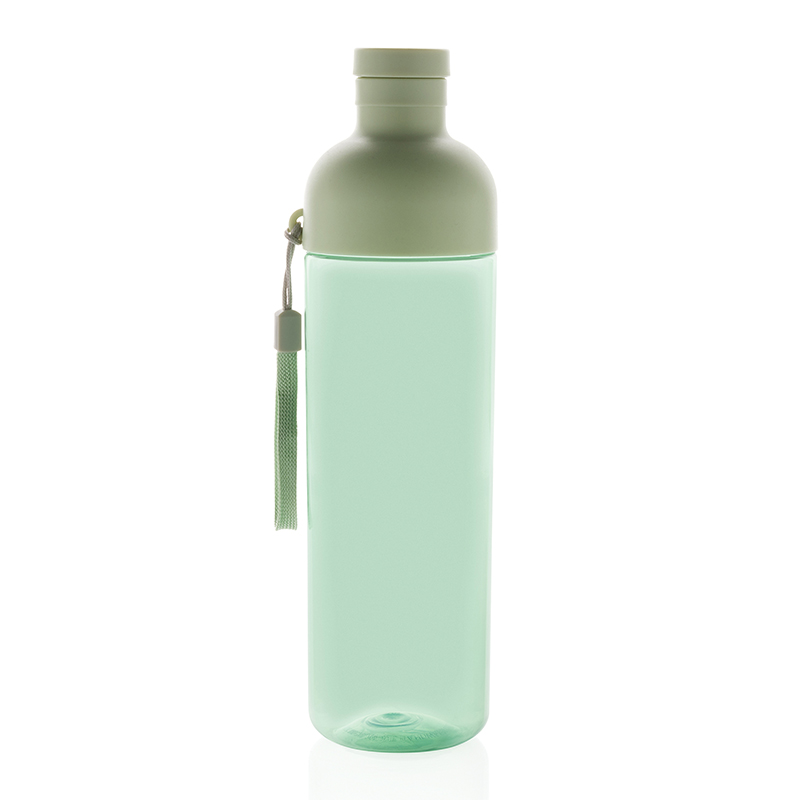 Bouteille d'eau en PET recyclé - image 6