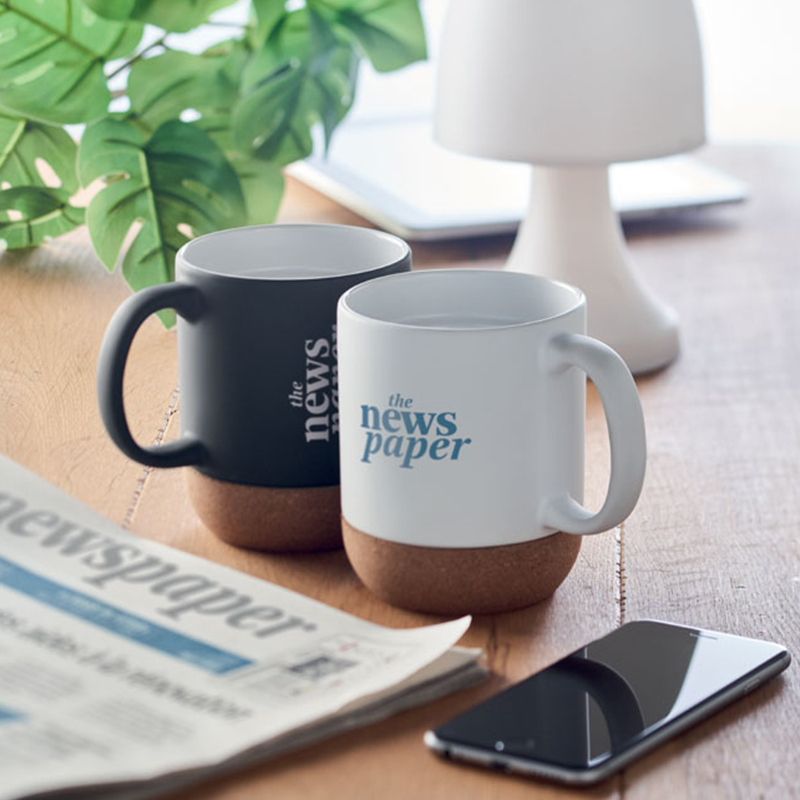 Tasse avec détail en liège - image 2
