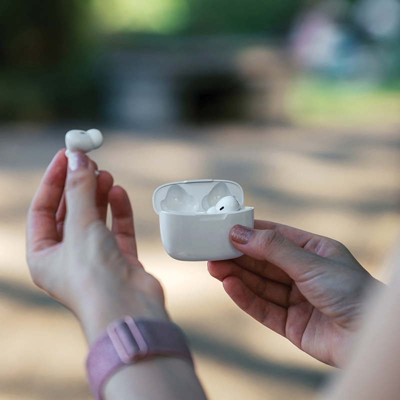 Écouteurs sans fil recyclés - image 4