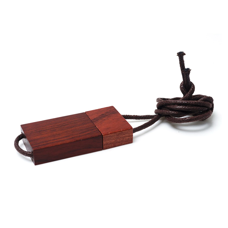 Clé USB en bois avec cordon - image 3