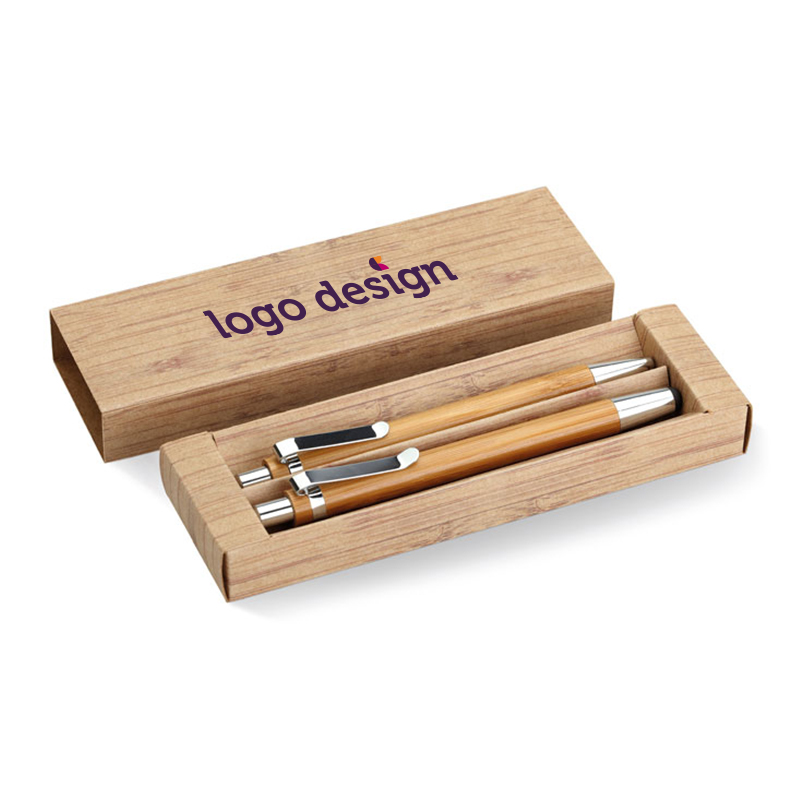 Ensemble de stylos en bambou