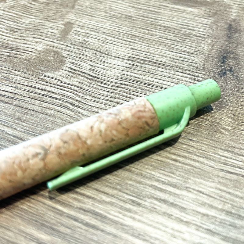 Stylo à bille liège et paille de blé | gravure - image 2