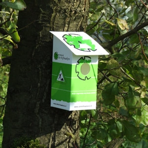 Maison pour oiseaux en carton - image 4